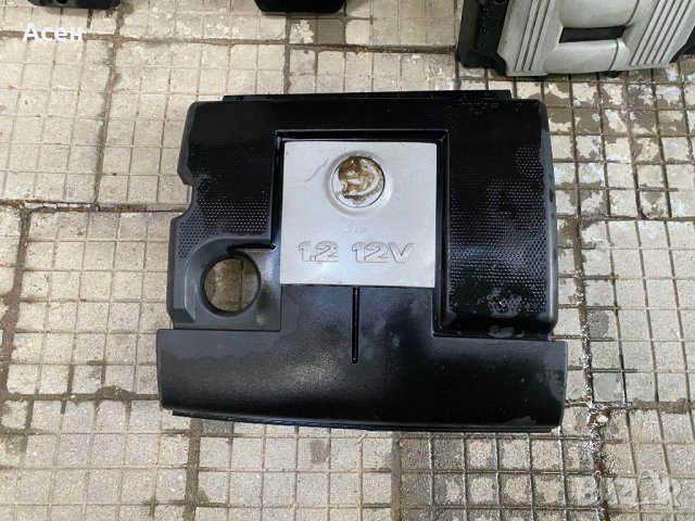 Декоративен капак кора двигател  Мазда 6 , Фолксваген Ауди , снимка 2 - Части - 37207396