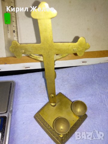 Старо КРАСИВО МАСИВНО НАСТОЛНО БРОНЗОВО РАЗПЯТИЕ КРЪСТ с ДВЕ КАНДИЛЦА 42678, снимка 4 - Декорация за дома - 43827861