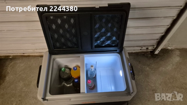 Мобилен хладилник, компресорен хладилник 55 литра 12/220V за кемпер и къмпинг , снимка 2 - Хладилни чанти - 52643416