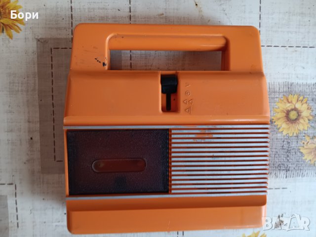 Монтана РЕСПРОМ Касетофон, снимка 2 - Радиокасетофони, транзистори - 42962735