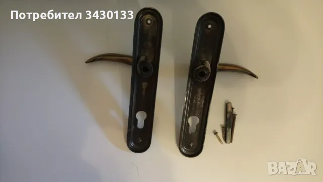 Два комплекта употребявани дръжки за врати със секретни брави, снимка 3 - Железария - 48445858