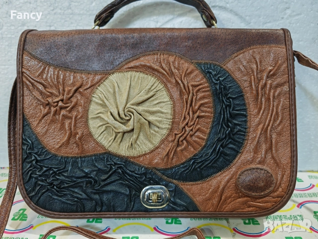 Страхотна дамска чанта , снимка 2 - Чанти - 52695833