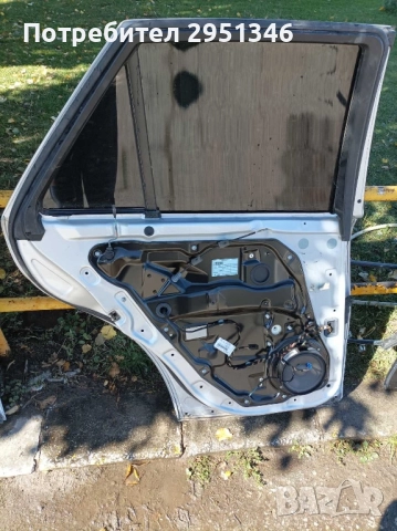 Врата Mercedes ML W164, снимка 2 - Части - 51978878