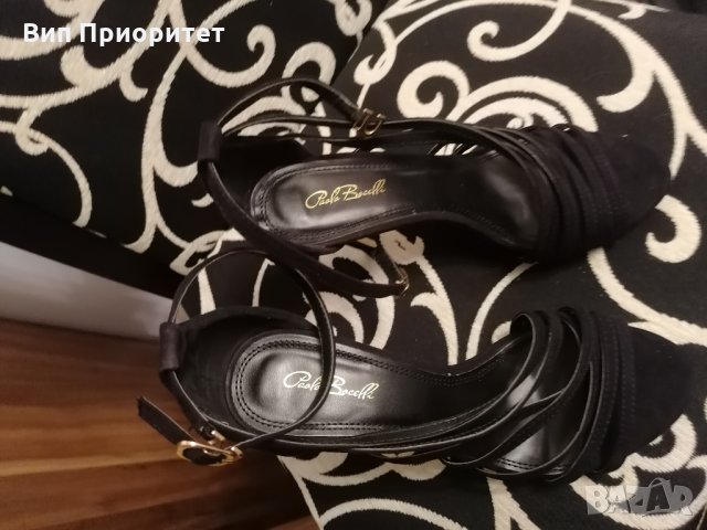 черен висок сандал