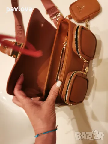 Prada чанта, снимка 4 - Чанти - 48420769