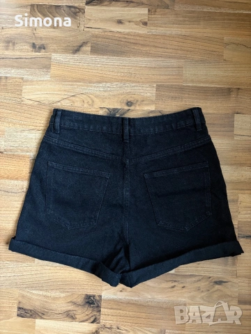 Черни къси дънкови паталонки, Cropp, снимка 3 - Къси панталони и бермуди - 53448415