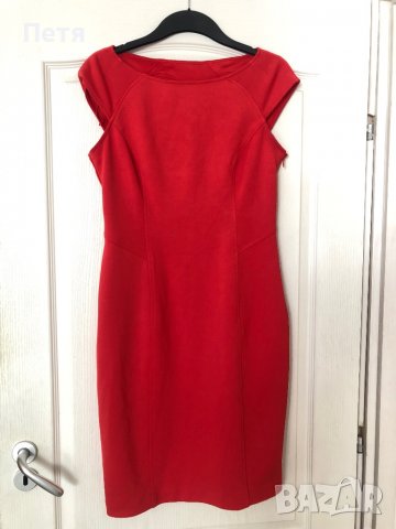 Елегантна червена рокля с интересен гръб, снимка 1 - Рокли - 38173473
