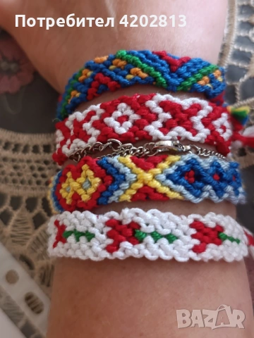 Ръчна изработка . Гривни за връзване с техника Макраме от памучни конци , снимка 4 - Гривни - 53433935