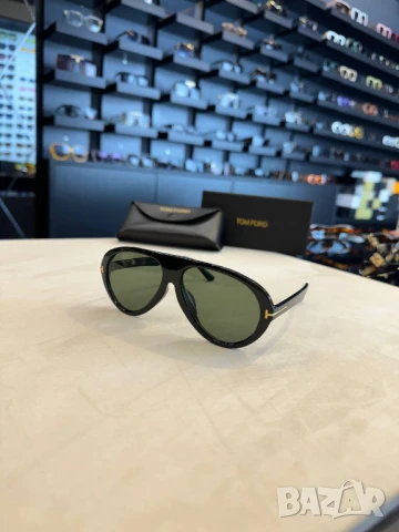 очила с черен обикновен калъф и ув защита tom ford, снимка 2 - Слънчеви и диоптрични очила - 50742234
