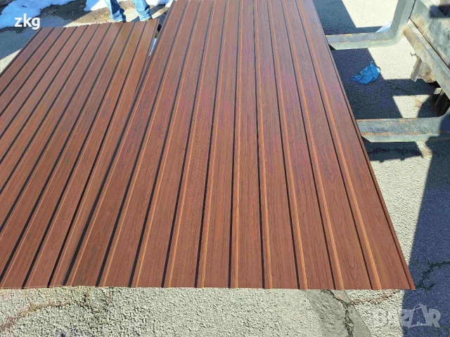 Облицовъчна ламарина с дървесна шарка 