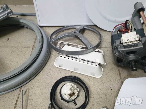 Части за пералня Ariston AVSF 109, снимка 9 - Перални - 27769888