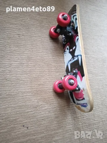 детски скейтборд , снимка 3 - Скейтборд, ховърборд, уейвборд - 49032812