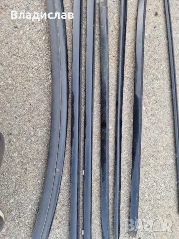 Черни лайстни Mercedes w203 Купе, снимка 5 - Части - 49978030