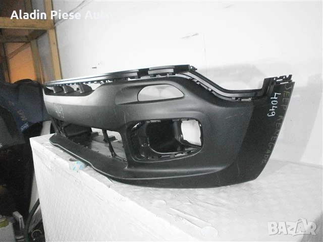 Предна броня Jeep Renegade година 2014-2018 код 735587832 , снимка 2 - Аксесоари и консумативи - 50637629