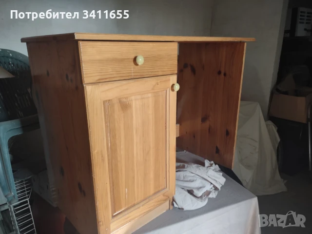 Продавам бюро и скрин, снимка 3 - Бюра - 51296519