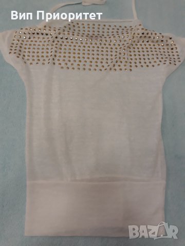 Бяла фино плетена блуза със златни орнаменти и ефектно връзване зад врата , дава ефекта на "гръцкото, снимка 4 - Туники - 37258336