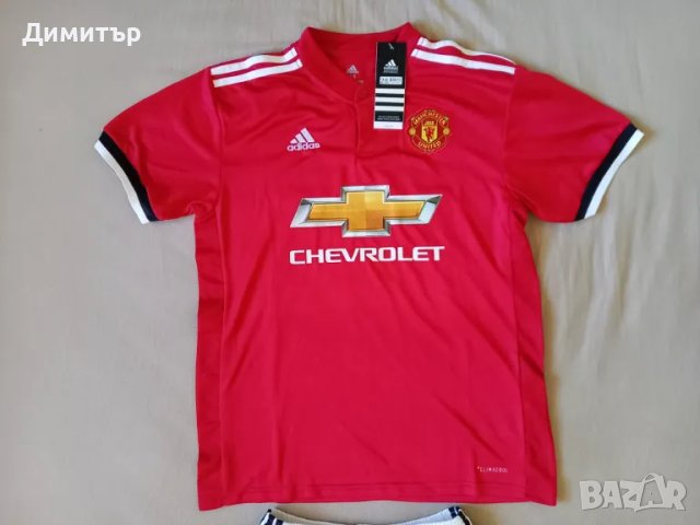 Екип Adidas на Manchester United Манчестър Юнайтед тениска и шорти за 11-13 години, снимка 2 - Футбол - 47382734