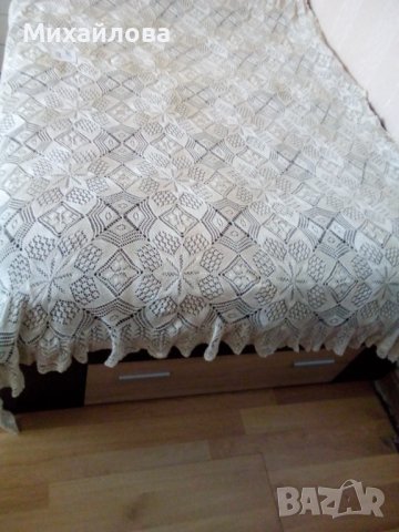 Ръчно изработена покривка 210/150 см, снимка 3 - Гоблени - 36988492