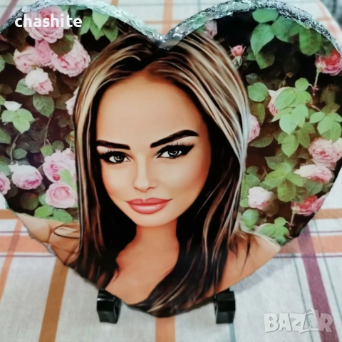 Фото камък сърце с ваша снимка