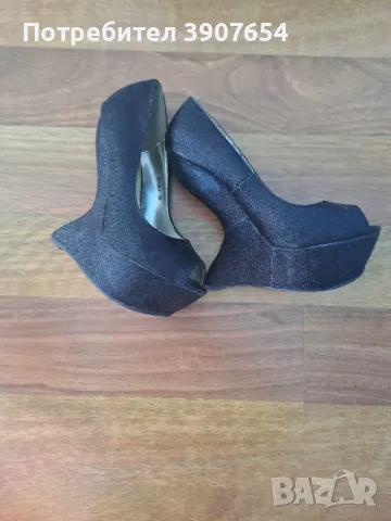 Високи обувки на платформа, снимка 4 - Дамски елегантни обувки - 48151652