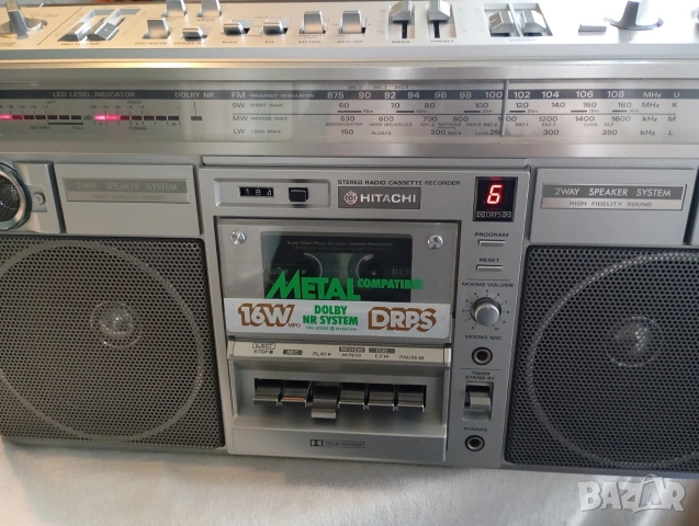 Hitachi TRK 8290 boombox gethoblaster, снимка 4 - Радиокасетофони, транзистори - 53587198