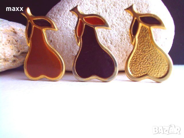 Метална брошка круша емаил , снимка 2 - Колиета, медальони, синджири - 28415396