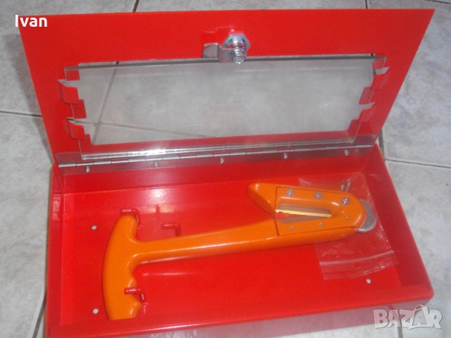 Масивно Аварийно Чукче За Прерязване Колани и Счупване Стъкла-В Кутия-Лукс, снимка 9 - Други инструменти - 33584950