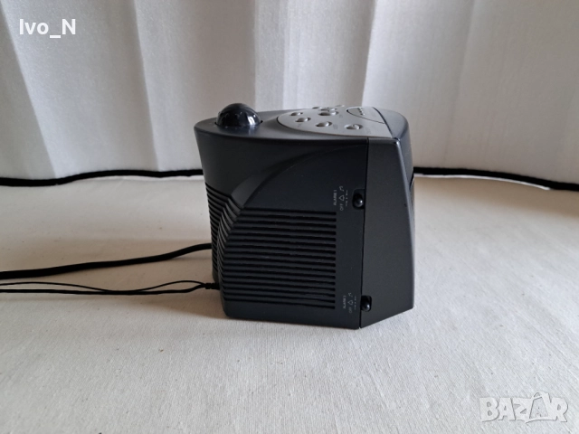 Радио часовник Grundig Sonoclock 740., снимка 2 - Радиокасетофони, транзистори - 52640418