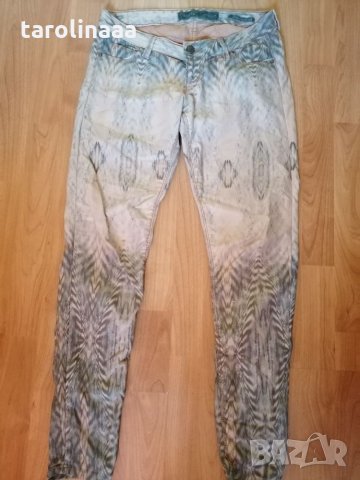 GUESS slim fit jeans /animal Print, размер 29, снимка 7 - Дънки - 27234682