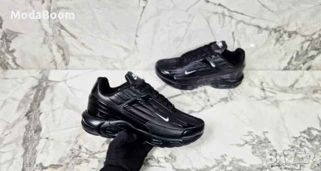 Nike дамски спортни маратонки , снимка 3 - Маратонки - 48935039