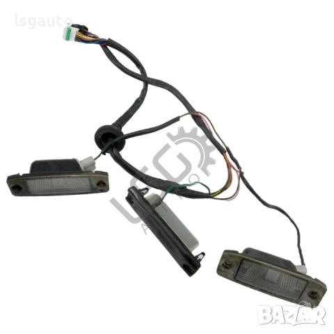 Бутон отваряне заден капак с осветление заден номер Hyundai i40 2015-2019 ID: 156457