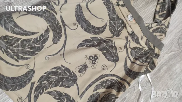 Ново Nike ACG Дамски топ S size , снимка 5 - Корсети, бюстиета, топове - 48409405