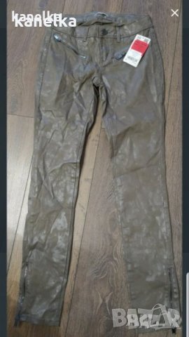 Панталон с кожен ефект, снимка 2 - Панталони - 26399794