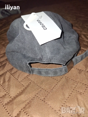 Дънки Bershka + шапки с козирка Cropp, снимка 8 - Дънки - 52828424