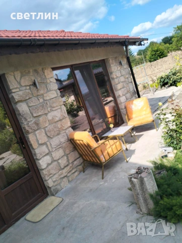 Зидам дялан камък