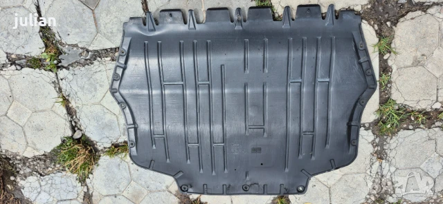 Кора двигател Фолцваген Туаран 2.0 дизел 1.9 дизел, снимка 2 - Аксесоари и консумативи - 51265382