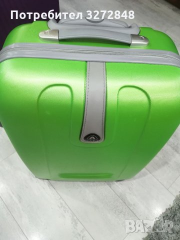 Куфар 70/45/25см-твърд с  4 колелца, снимка 2 - Куфари - 35500935