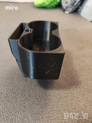 Поставка за чаши за Peugeot 508 rxh hybrid