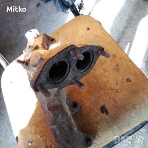 Колектор Изпускателен За Ауди 80 Б3  1.8с / Audi 80 B3 1.8s, снимка 2 - Части - 43435087