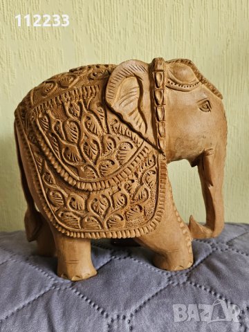 Индийски слон-дървен