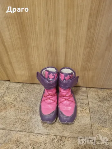Детски ботушки размери 28 и 30