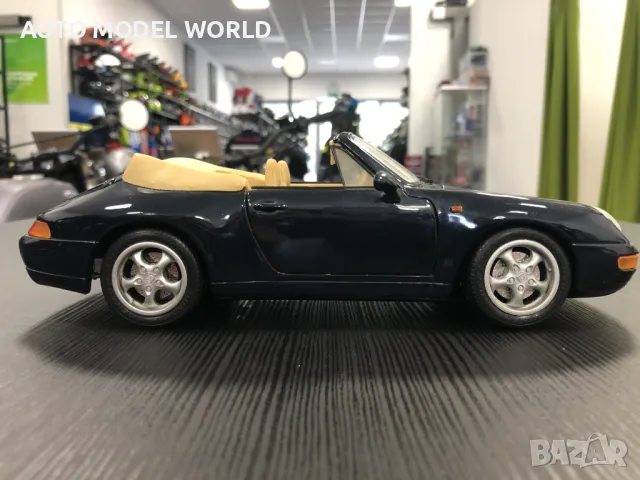 MAISTO метална колекционерска количка PORSCHE 911 Cabriolet 1994 1:18, снимка 2 - Колекции - 47559062