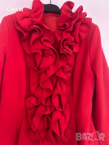 Червено палто