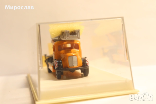BREKINA H0 1/87 MERCEDES ПОЖАРНА КАМИОН МОДЕЛ, снимка 3 - Колекции - 53297430