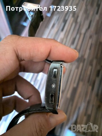 Часовник Base London, снимка 4 - Други ценни предмети - 26881649