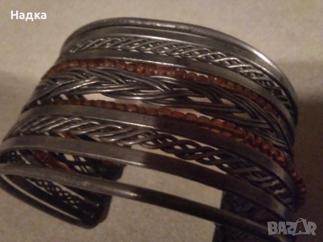 Дамска гривна