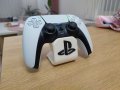 Playstation 5 Поставка Стойка за Джойстик , снимка 1 - Игри за PlayStation - 43492118