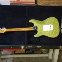 Продавам китара sunn mustang 80"s, снимка 12 - Китари - 42950660