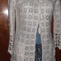 НОВА  ! Дамска жилетка ръчно плетена , снимка 1 - Жилетки - 26926497
