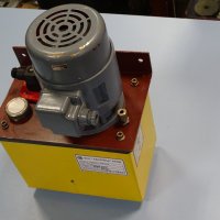 Смазочен Агрегат Клептуза 2.5L, снимка 1 - Резервни части за машини - 33285139